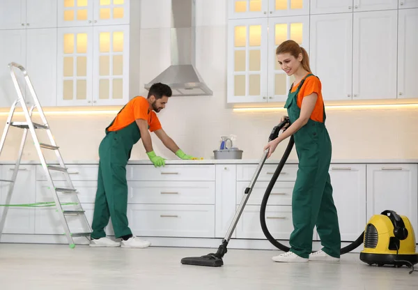 Window & Exterior Cleaning
